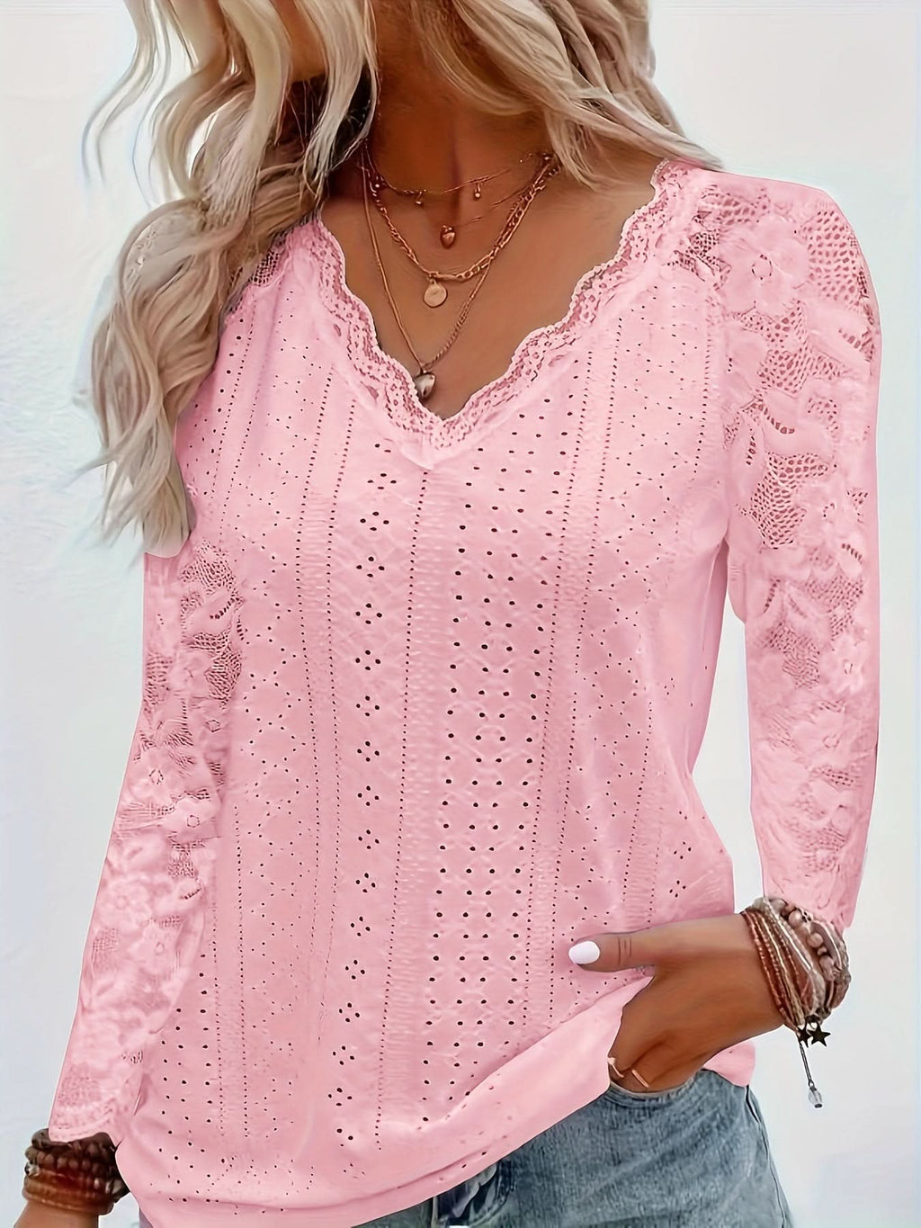 Nicole | Top de manga larga con cuello de pico y detalles de encaje
