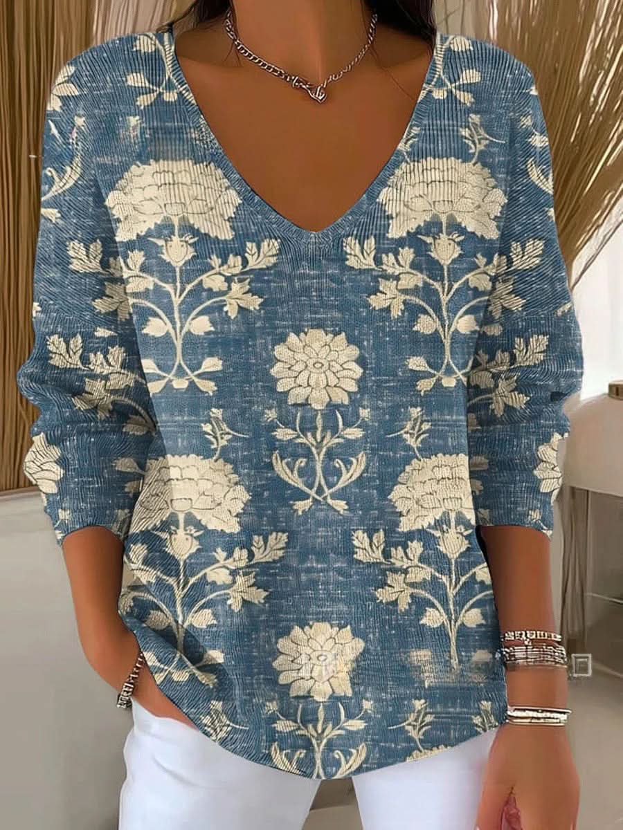 NOEMIE | Elegant Patterned V-Neck Sweater