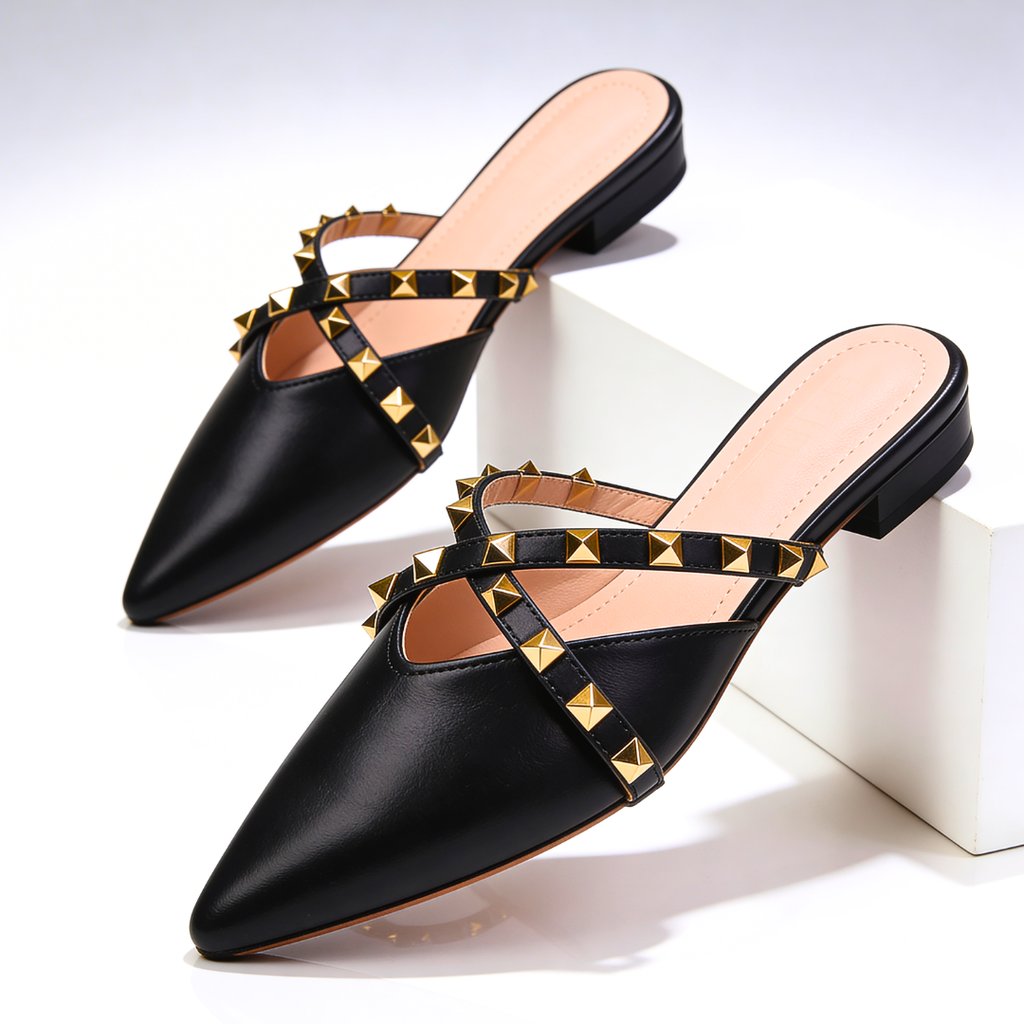 Sandalias Odette con tachuelas y tiras cruzadas