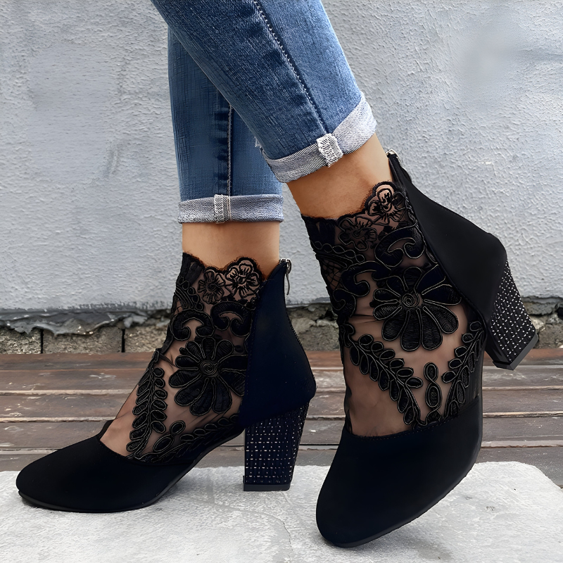 Mila | Botines Elegantes con Tacón de Bloque y Encaje