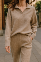 Harper | Conjunto Lounge Elegante a Medida con Cuello Polo