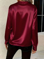 Elena | Blusa clásica con cuello en V