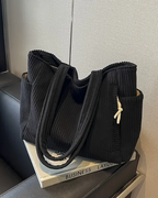 Tilda | Sac fourre-tout côtelé de tous les jours