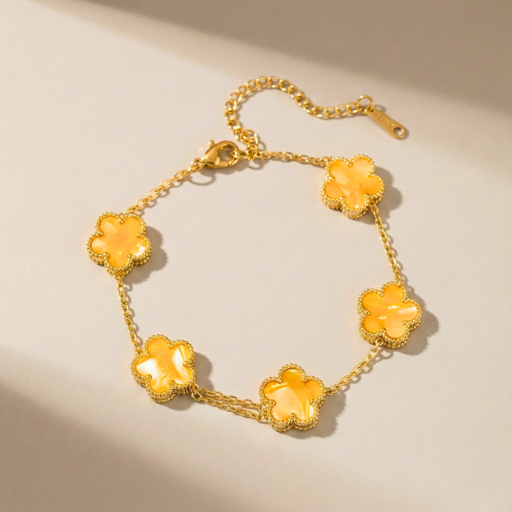 Aurora Shine Clover Charm Bracelet