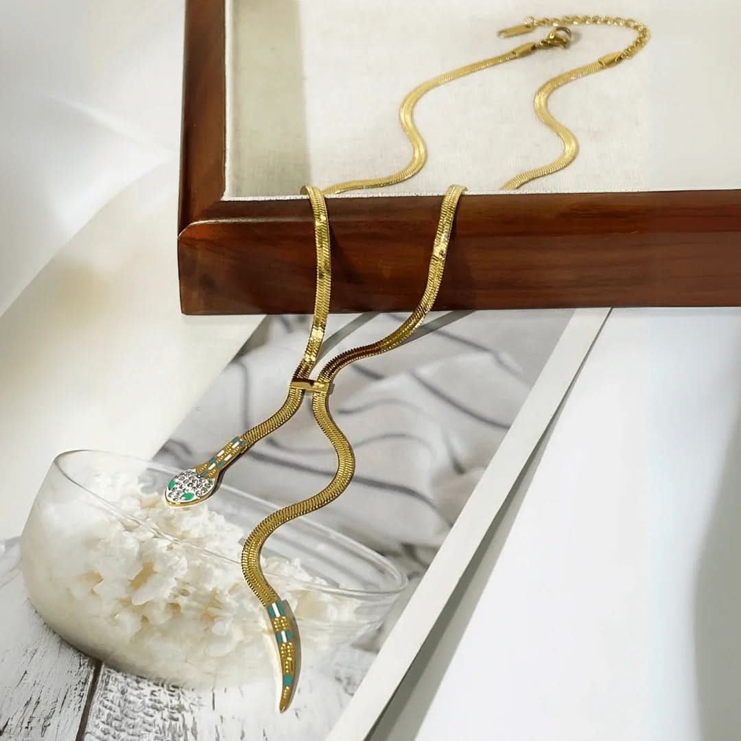 Collar Deseo Enrollado