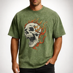 T-shirt oversize délavé à motif tête de mort enflammée