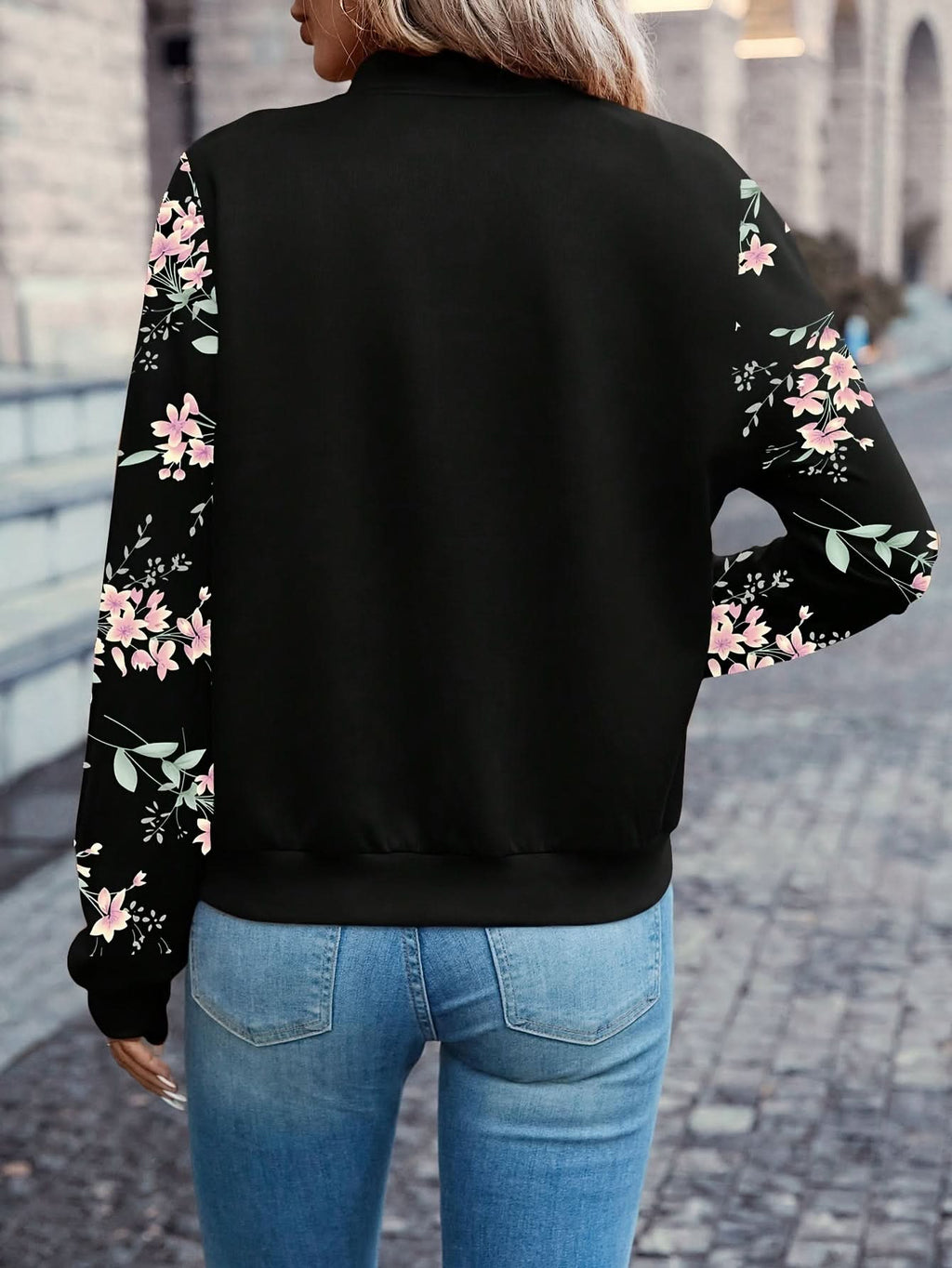 Harper | Chaqueta con Cremallera y Mangas Florales