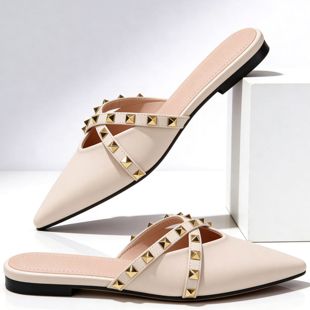 Sandalias Odette con tachuelas y tiras cruzadas