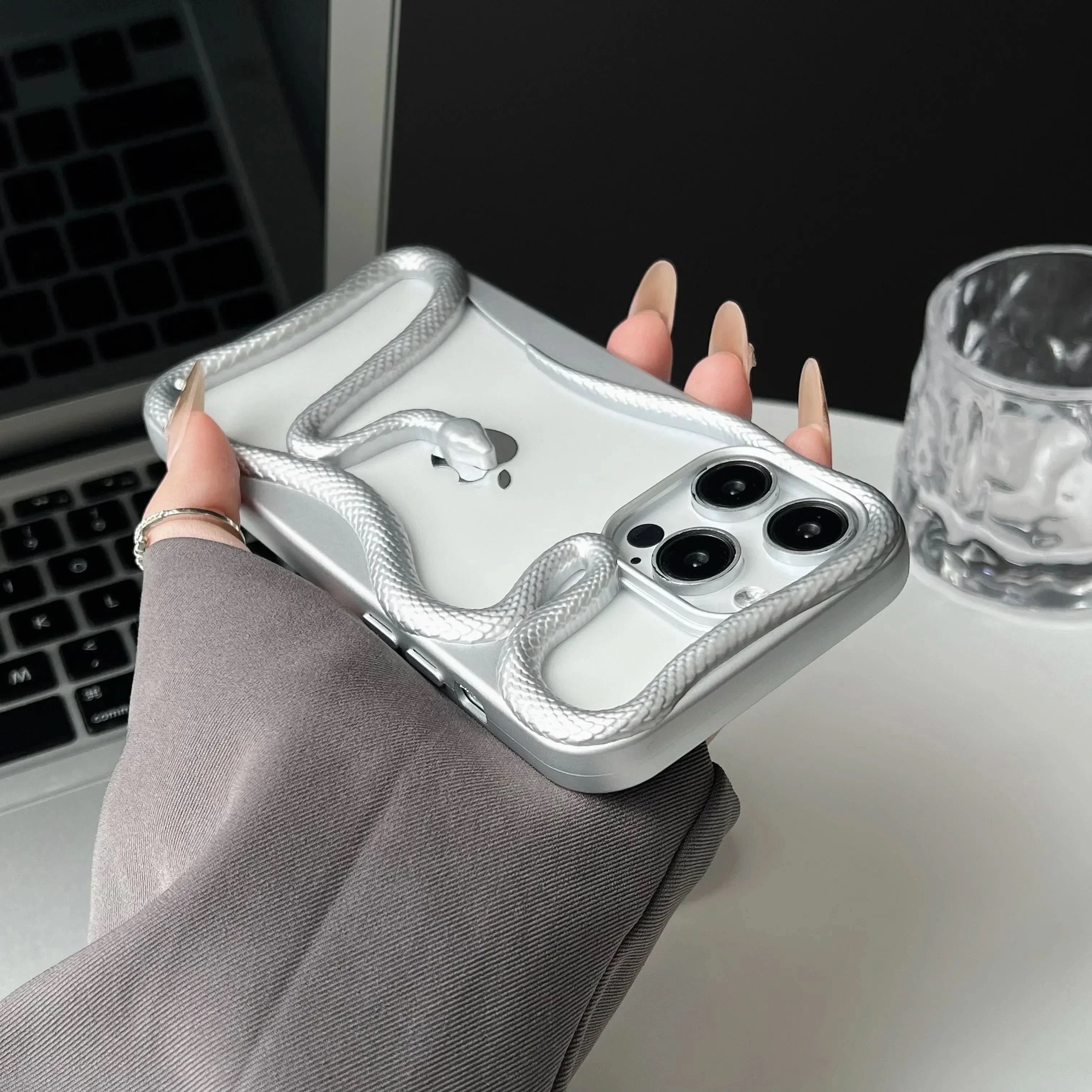 Funda de iPhone Eden Coil