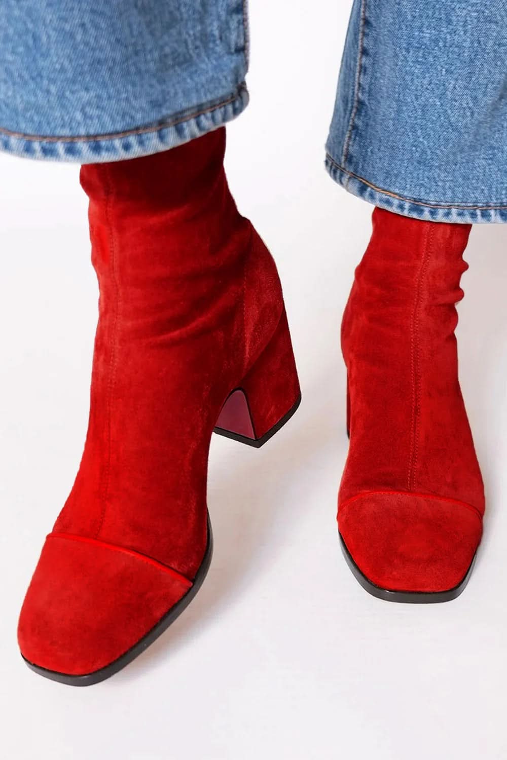 Sienna | Botines de tacón grueso con punta cuadrada escultural