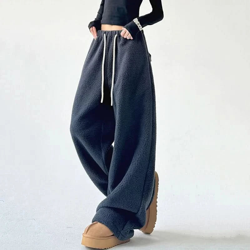 The Oslo Fleece Pants
