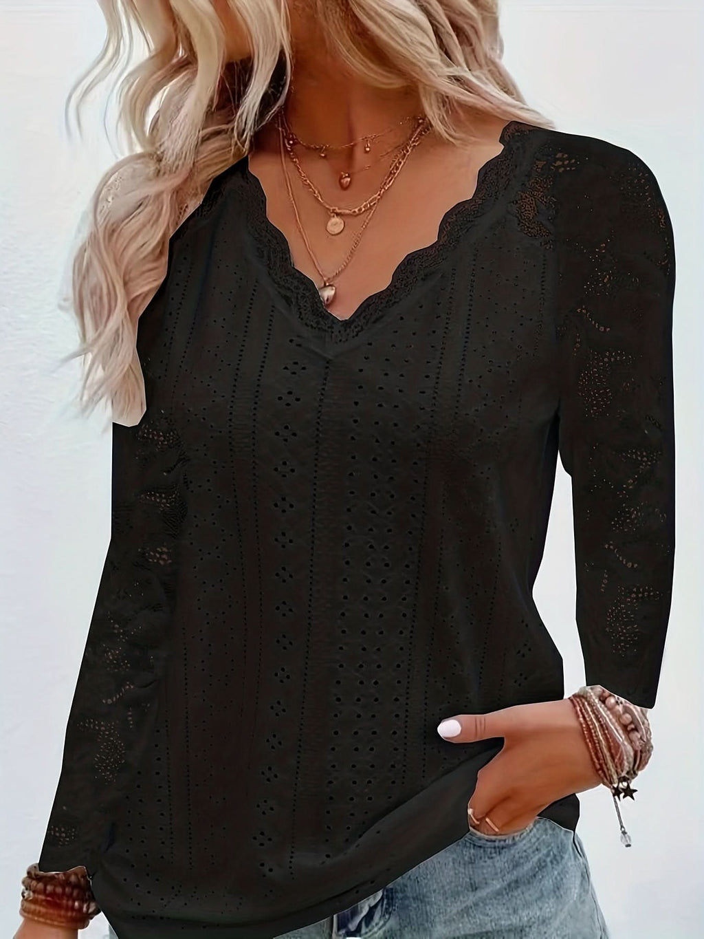 Nicole | Top de manga larga con cuello de pico y detalles de encaje