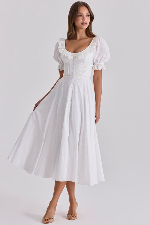 Bella™| vestido midi babydoll blanco con bordado inglés