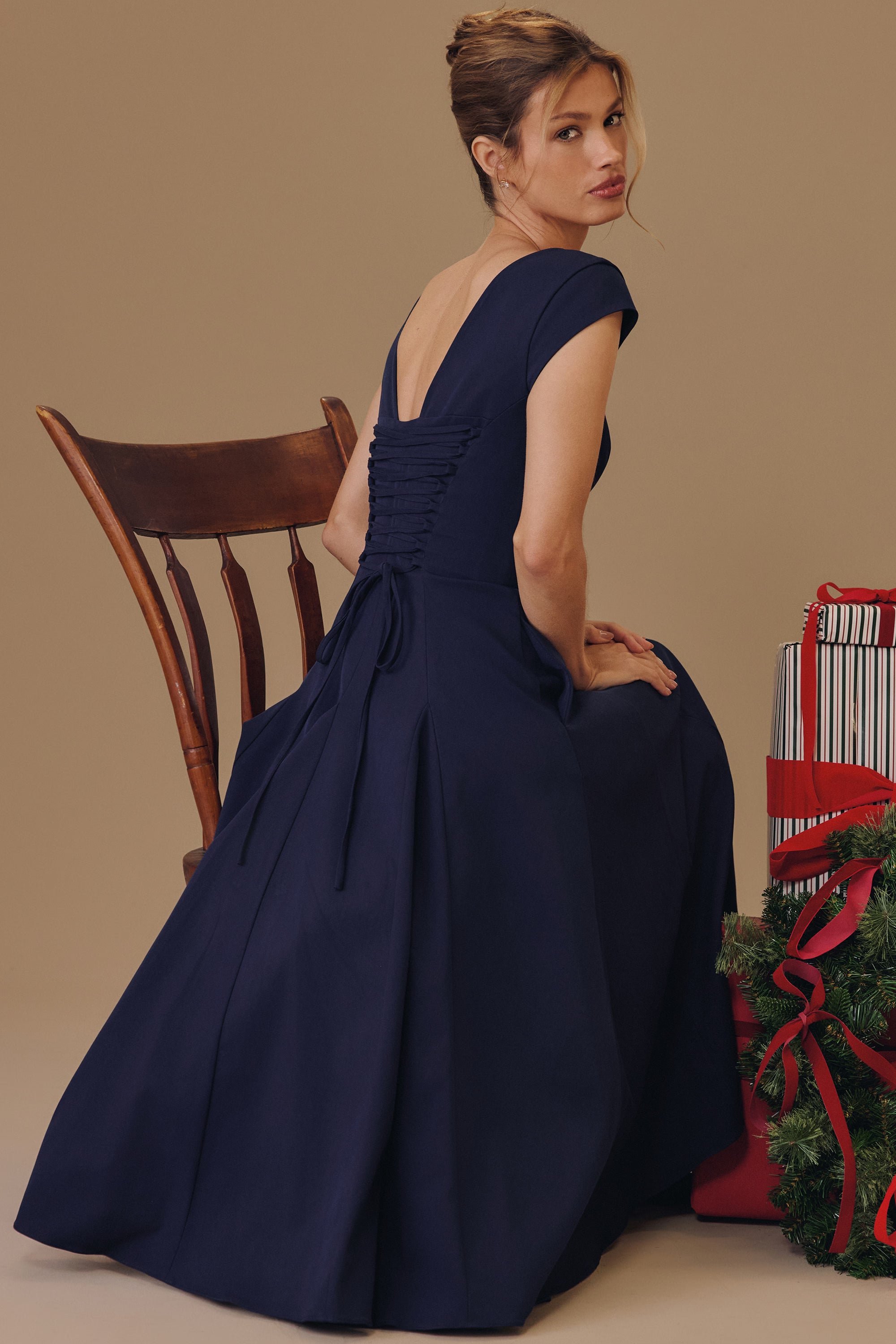 Robe mi-longue en sergé à dos en dentelle Raisa™| marine