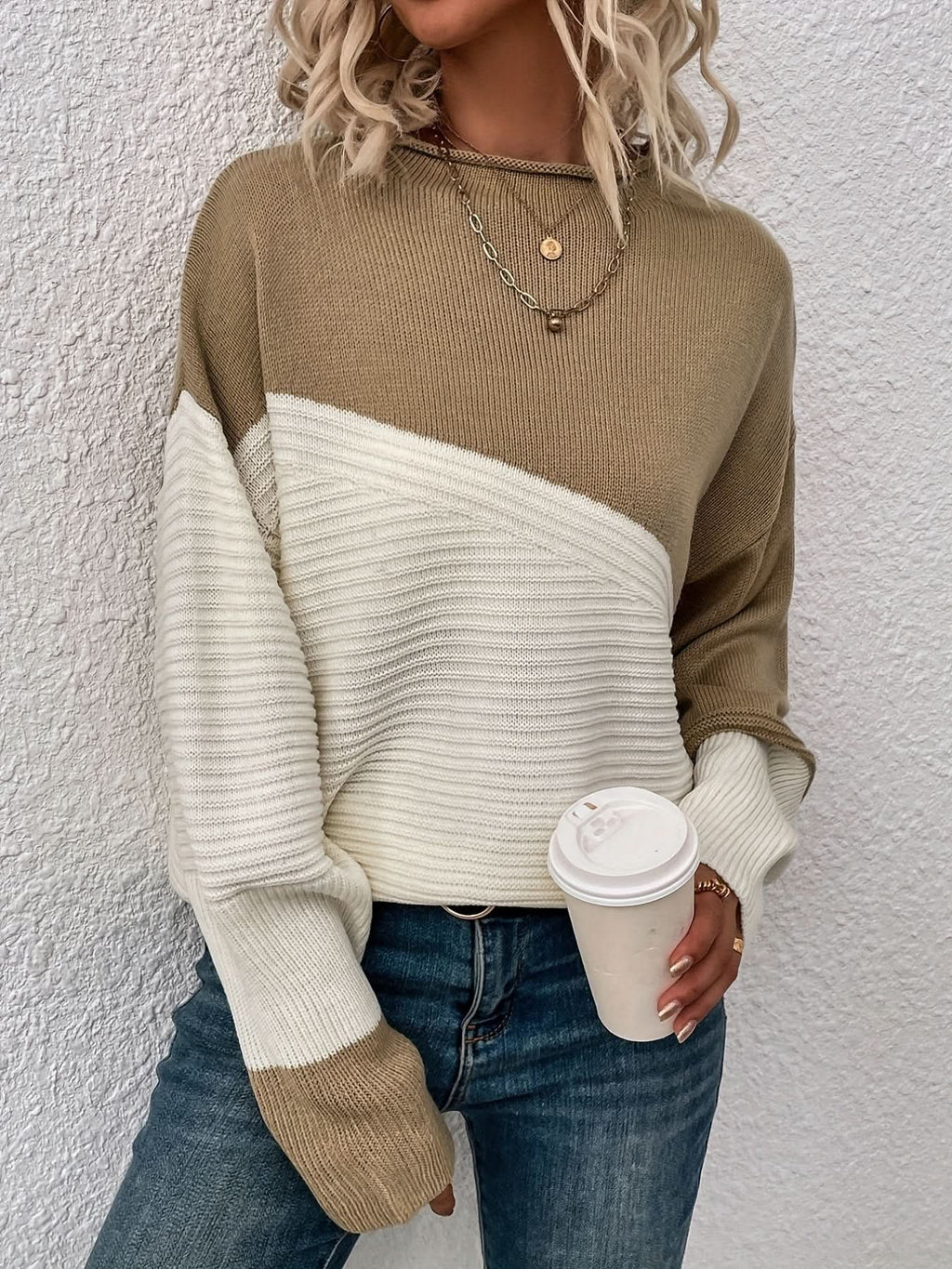 Talia | Sudadera con hombros caídos elegante bicolor