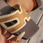 Harper Lane Tongs sculptées Island