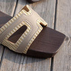 Harper Lane Tongs sculptées Island