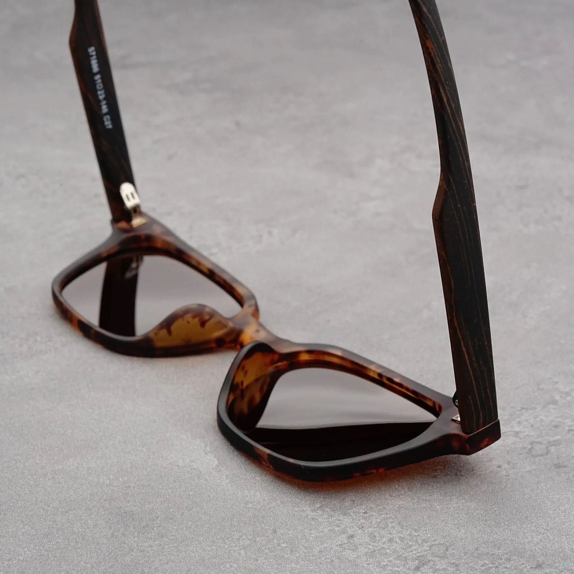 Jaxon, stores en bois